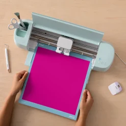 Cricut Matériaux Économiques|Thermocollant (htv)^Thermocollant économique de 30,5 cm × 6 m (12 po × 20 pi)