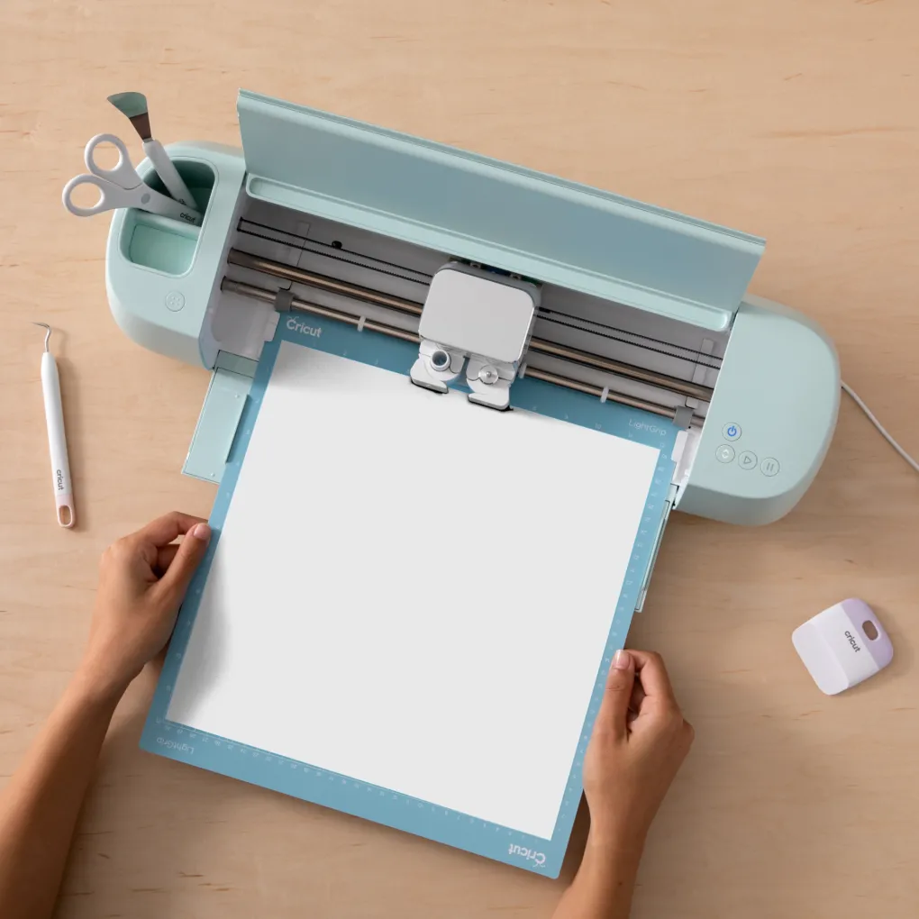 Cricut Matériaux Économiques^Vinyle économique de 10,6 m (35 pi), Blanc
